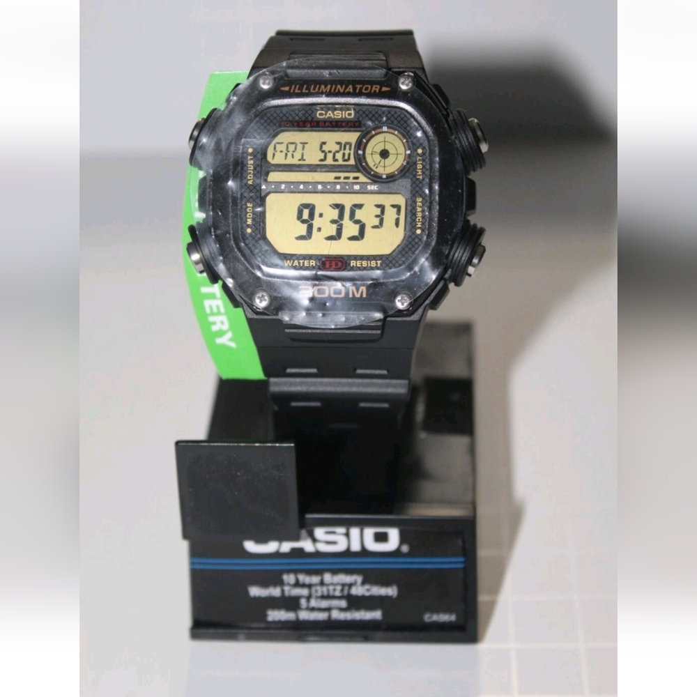 ✨🆕✨Casio Illuminator Men's Watch